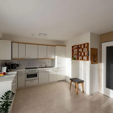 Ferien Im Paradies - Vera Höchst