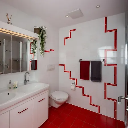 Ferien Im Paradies - Vera Höchst