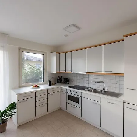 Ferien Im Paradies - Vera Höchst